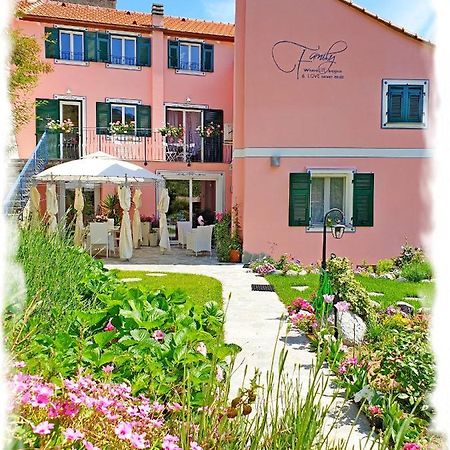 Casa Vacanze Family Альбізола-Суперіоре Екстер'єр фото